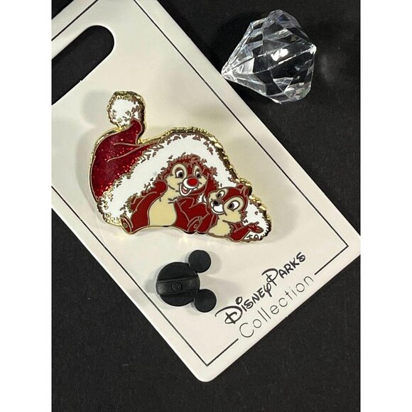 Disney Chip Dale Trading Pin Christmas Santa Hat Chipmunks Brooch Lapel Pin - Picture 2 of 6
